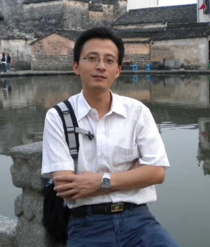 �W�(y��ng)С�A