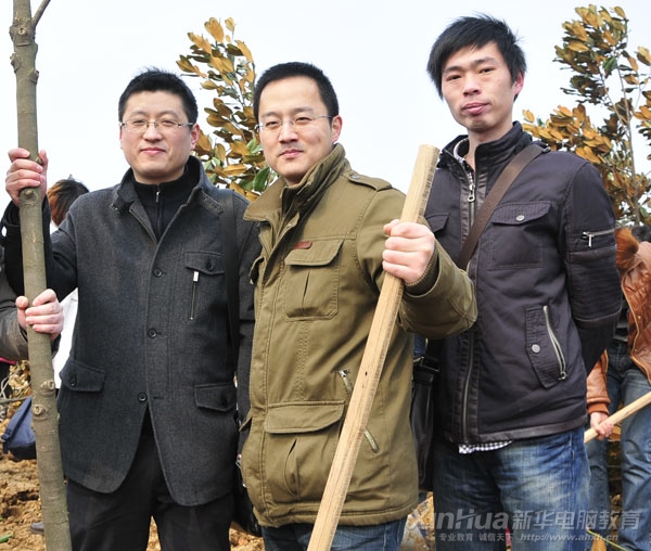 �������AԺ�L�������ƣ��У��c�Ϸ��Ј@�־־G���k�����L�ࣨ�󣩡��Ϸ�Փ����^�����T�����S�Q�ɣ��ң�