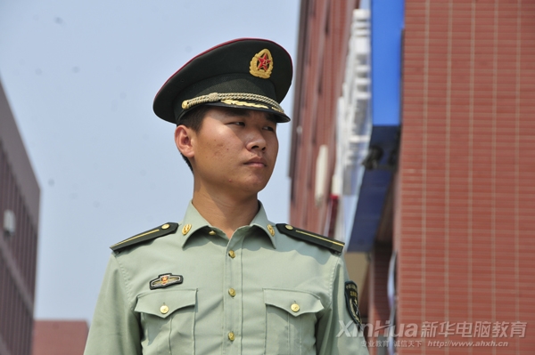 �̹��H��ʾ��