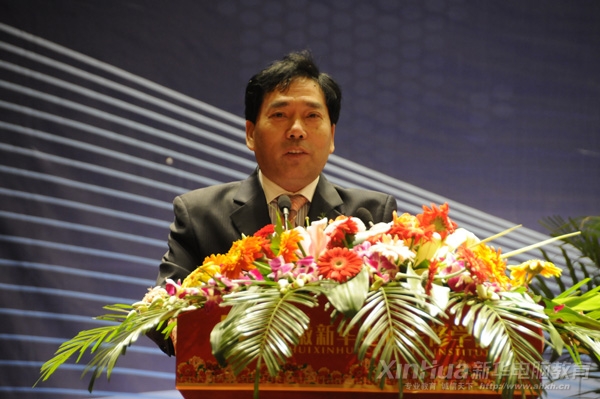 �ļ����̘I(y��)�������޹�˾�����L(zh��ng)�ǳə�(qu��n)�ڻ��(d��ng)�����o