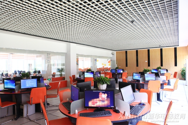 基地創業部內部環境