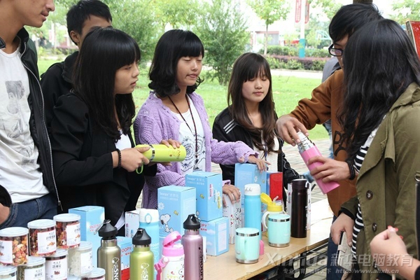 �Ԍ���(chu��ng)�I(y��)��ͬ�W(xu��)����չʾ���ر��Ę�(g��u)����|(zh��)��