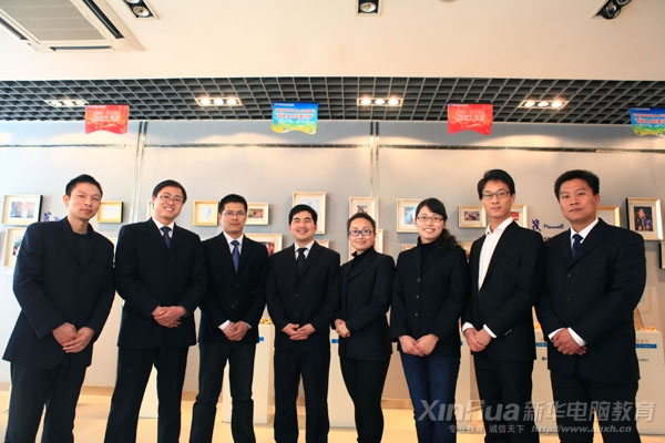 新華各學科帶頭人祝大家新年快樂,萬事如意!